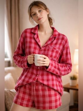 Victoria’s Secret Long Sleeve Button Up Flannel Pajama Top Size Medium
